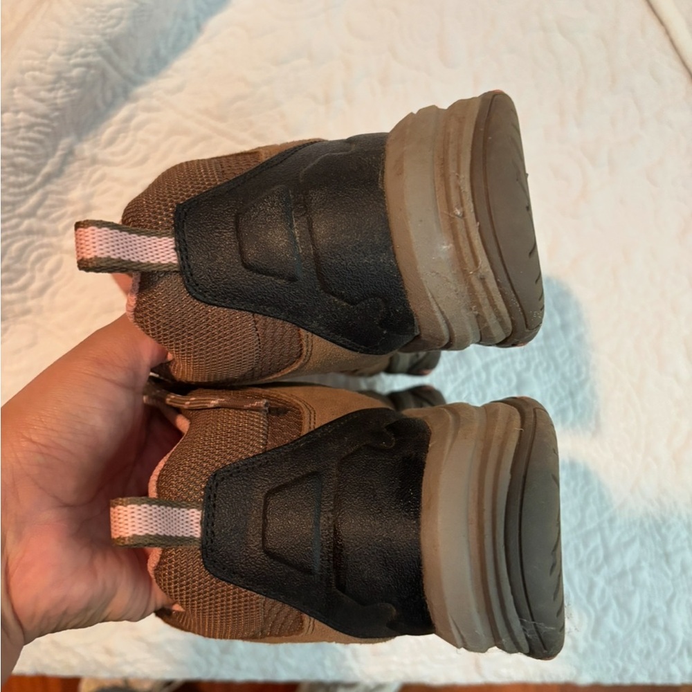 Sketchers hiking boots - Picture 5 of 5